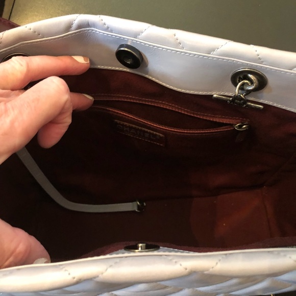 ‼️NEW YEAR SALE ❗️ Authentic Chanel small Tote - Picture 7 of 8